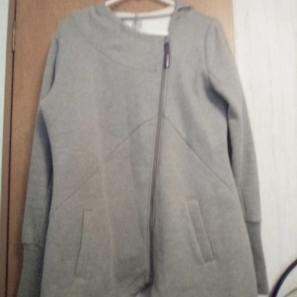 Grey Jacket - Picture 2 of 7